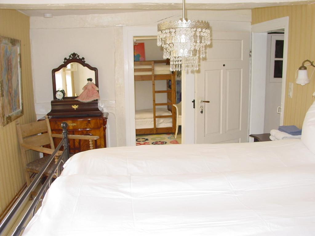 Robert'S Bed & Breakfast Helmarshausen Kültér fotó